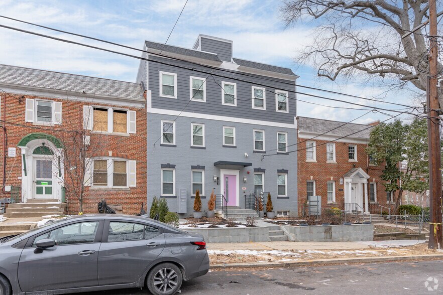 More Photos Of 1603 18th St SE, Washington Apartments For Sale