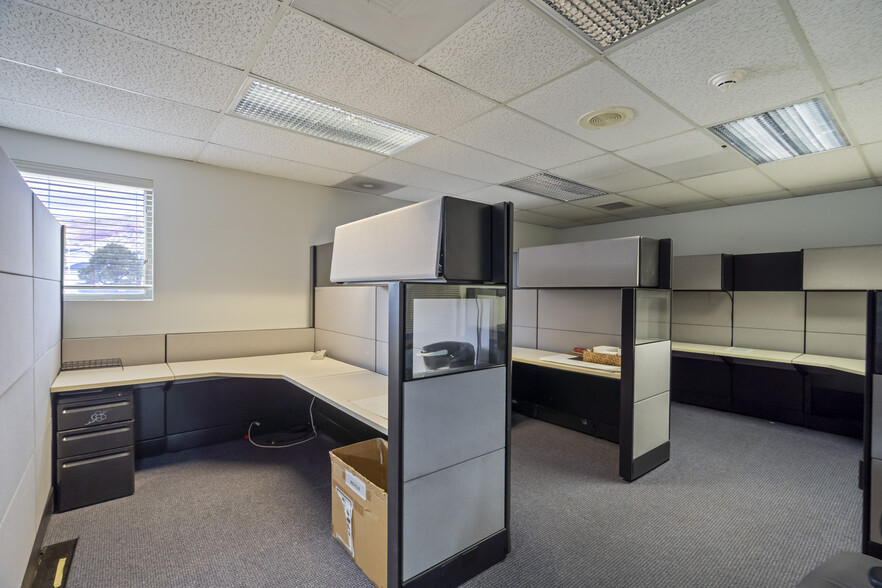 More Photos Of 4985 N 30th St, Colorado Springs Manufacturing For Sale