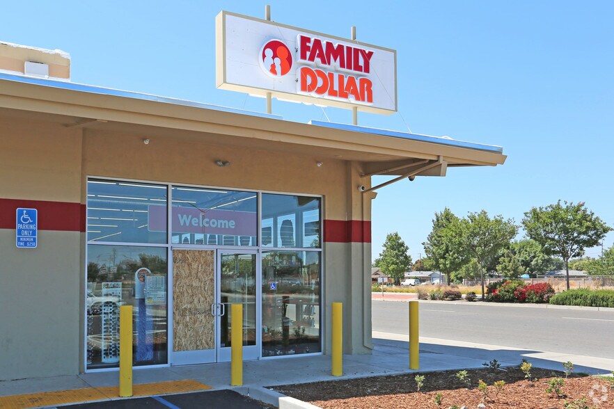 More Photos Of 2318 S Airport Way, Stockton Supermarket For Sale