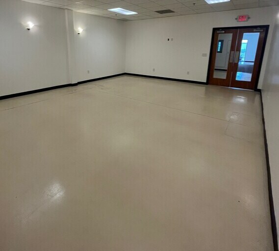 More Photos Of 1150 Echo Ct, Peachtree City Office For Lease