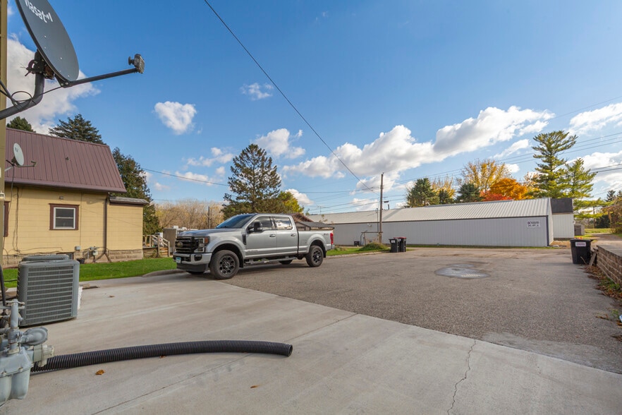 More Photos Of 305 Main St, Henderson Storefront Retail Residential For Sale