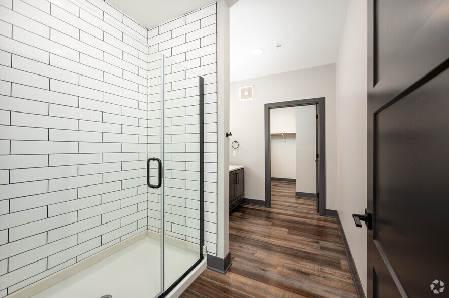 More Photos Of 1155 S Rangeline Rd, Carmel Apartments For Lease