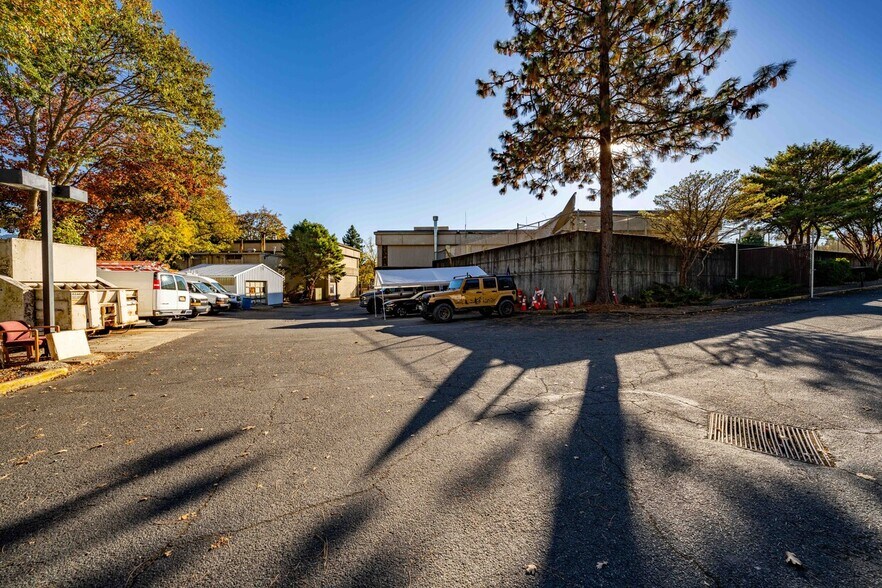 More Photos Of , Grants Pass Unknown For Sale