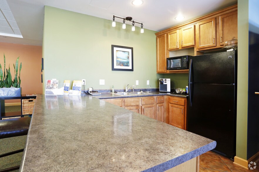 More Photos Of 1220 N King St, Hampton Apartments For Lease