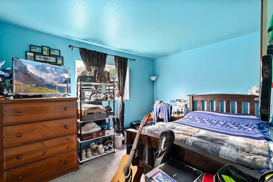 More Photos Of 611-613 E 7th St, Gilroy Apartments For Sale