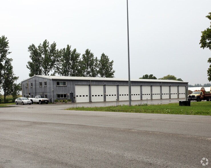 Primary Photo Of 35 Brook St, Scugog Warehouse For Sale
