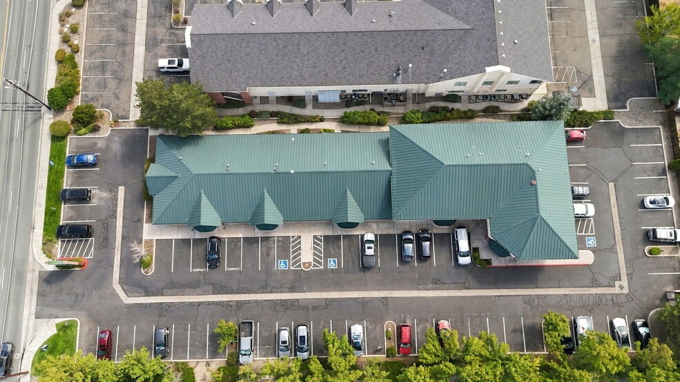 More Photos Of 1664 US Highway 395 N, Minden Office For Sale