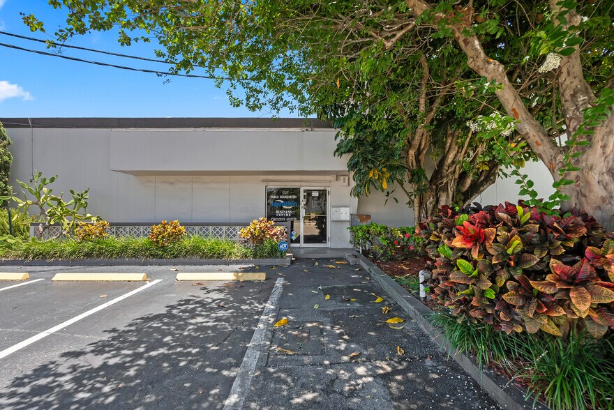 More Photos Of 950 SW 12th Ave, Pompano Beach Manufacturing For Lease