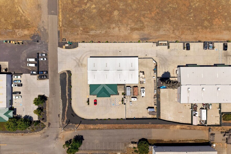 More Photos Of 13464 Browns Valley Dr, Chico Warehouse For Lease