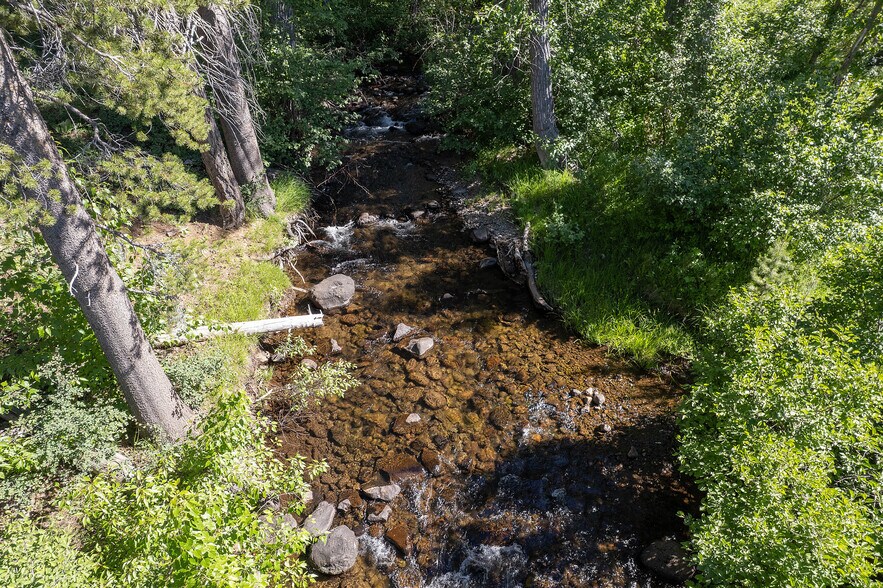 More Photos Of 320 Independence Lake Rd, Sierraville Lodge Meeting Hall For Sale