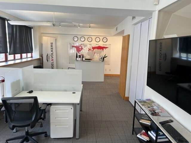 More Photos Of 22-26 College St, Asheville Storefront Retail Office For Sale