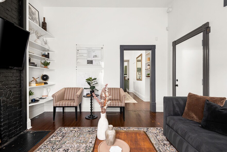 More Photos Of 206 S 11th St, Nashville Office For Sale