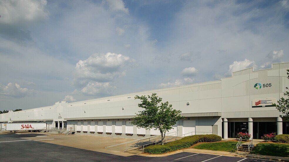 More Photos Of 200 Best Friend Ct, Norcross Unknown For Lease