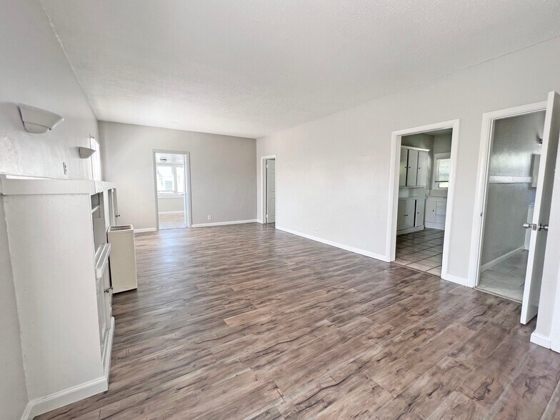 More Photos Of 679 Obispo Ave, Long Beach Apartments For Sale