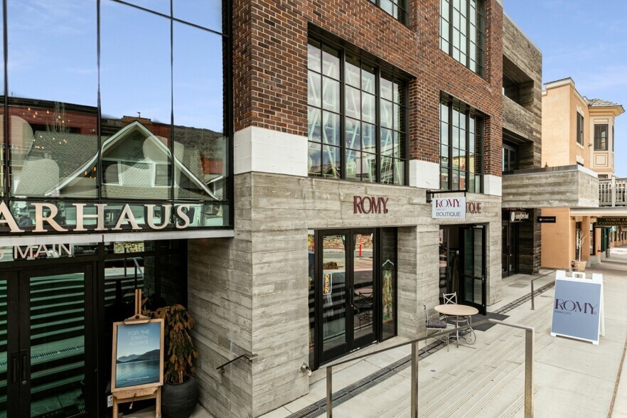 More Photos Of 639 Main St, Park City General Retail For Lease