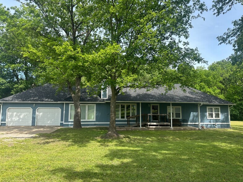 More Photos Of 175 S 428, Pryor Warehouse For Sale