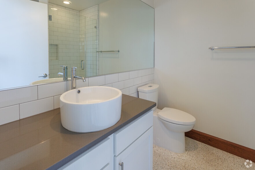 More Photos Of 110 W Ocean Blvd, Long Beach Apartments For Sale