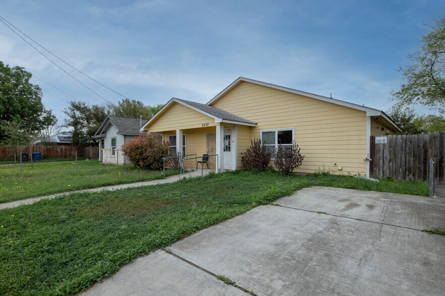 More Photos Of 2522 Holly Hill Dr, San Antonio Medical For Lease