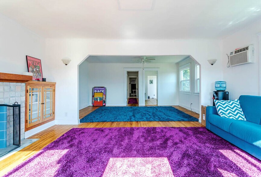 More Photos Of 2113 W Sunset Blvd, Los Angeles Storefront Retail Office For Lease