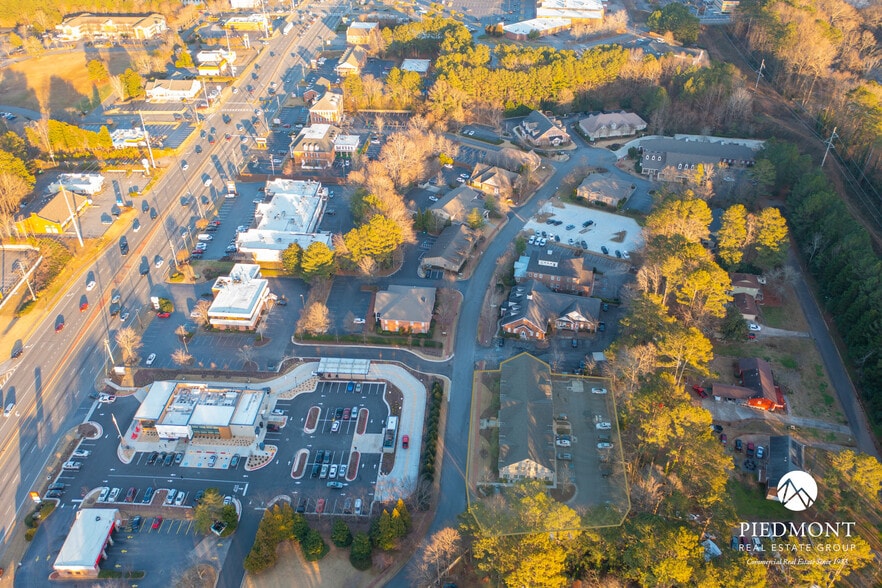More Photos Of 220 Heritage Walk, Woodstock Office Residential For Lease