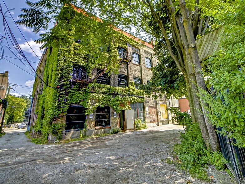 More Photos Of 60 Sumach St, Toronto Office For Lease