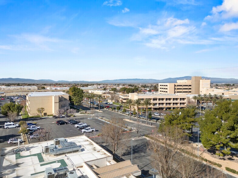 More Photos Of 44215 15th St W, Lancaster Medical For Sale