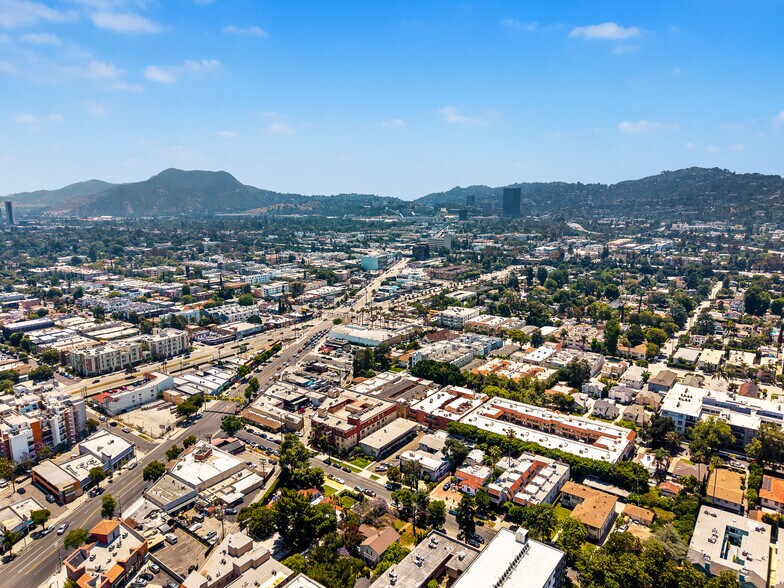 More Photos Of 11130 Huston St, North Hollywood Apartments For Sale