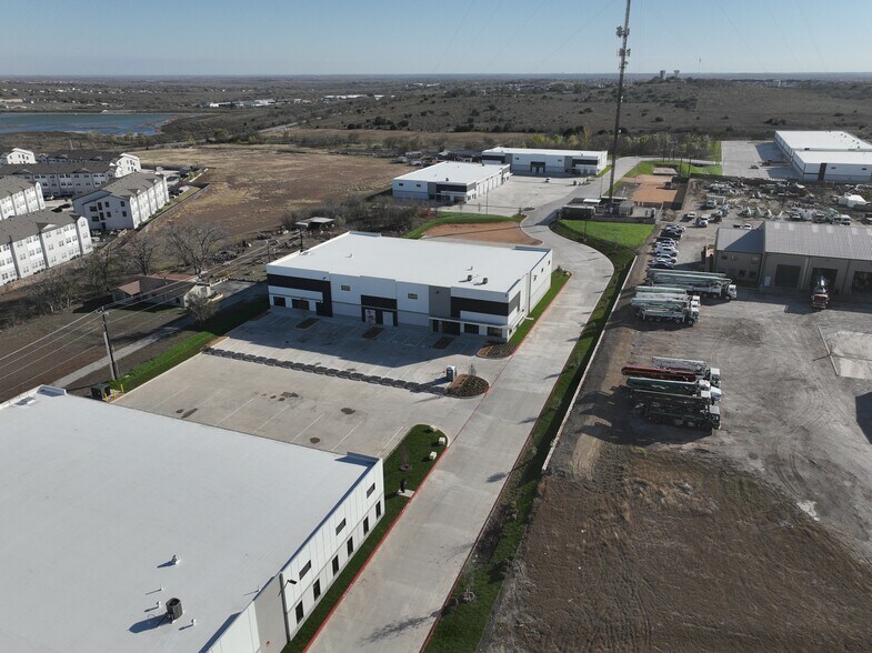 More Photos Of 1340 FM 2001, Buda Unknown For Lease