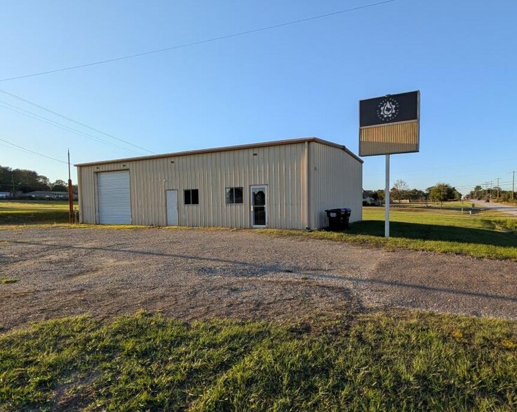 Primary Photo Of 5505 McCann Rd, Longview Warehouse For Sale