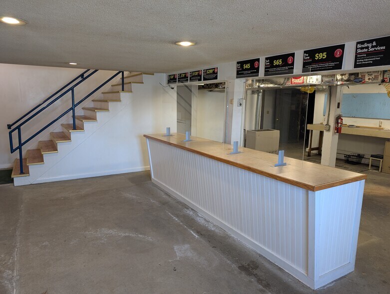 More Photos Of 55 W Housatonic St, Pittsfield Storefront Retail Office For Sale