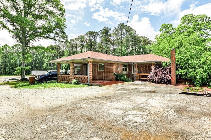 More Photos Of 2332 Old Covington Hwy, Conyers Office Residential For Sale