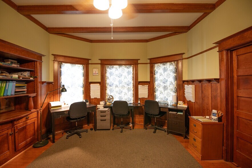 More Photos Of 2025 P St, Sacramento Office For Sale