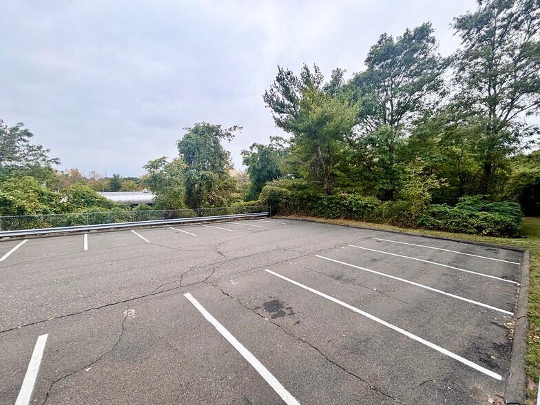 More Photos Of 328 Selleck St, Stamford Food Processing For Lease