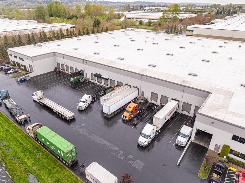 More Photos Of 4810 D St NW, Auburn Distribution For Lease