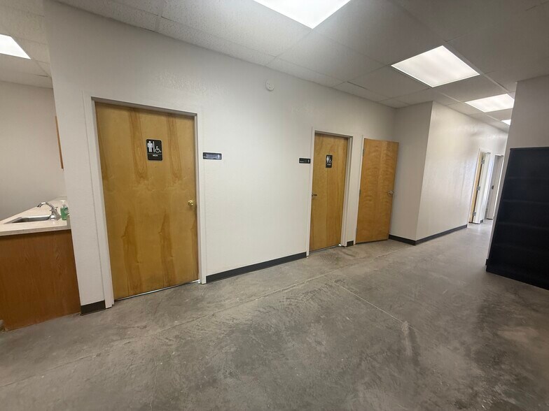 More Photos Of 5805 S FM 1788, Midland Warehouse For Lease