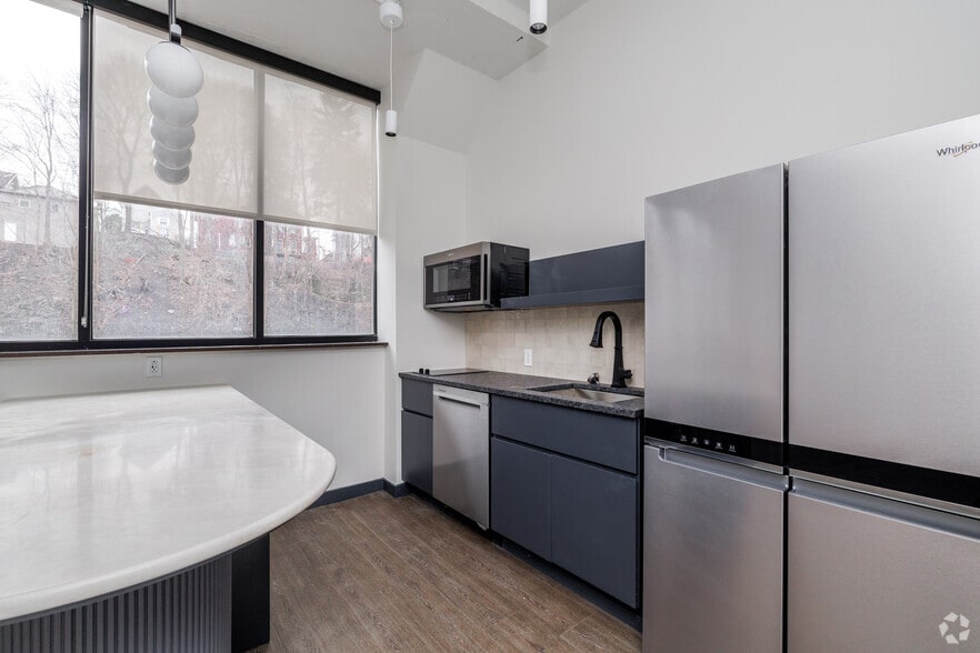More Photos Of 401 E State St, Ithaca Apartments For Lease