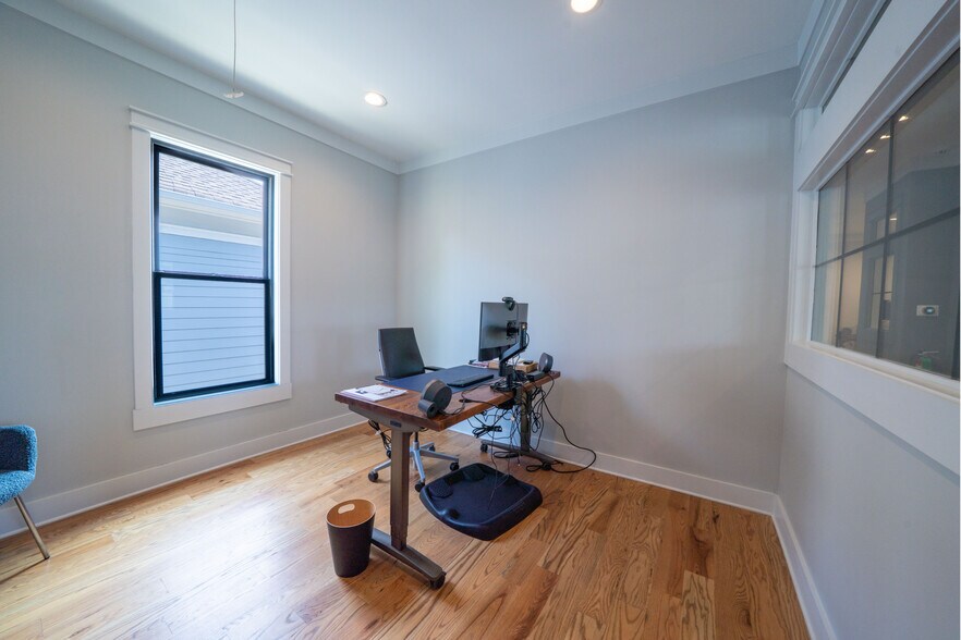 More Photos Of 152 N Tucker St, Memphis Loft Creative Space For Sale