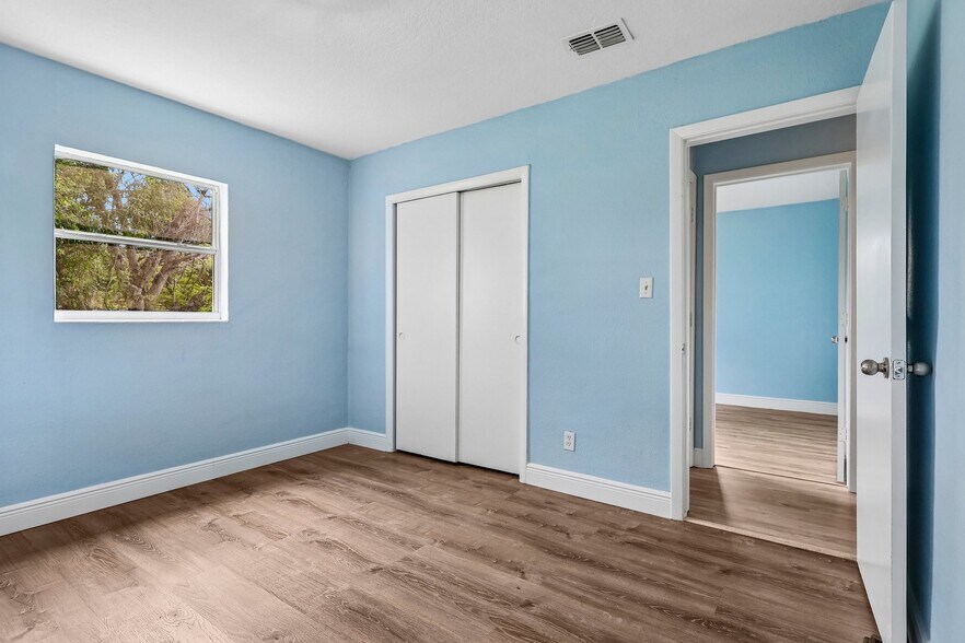 More Photos Of 4821 Shoshone St, Orlando Multifamily For Sale