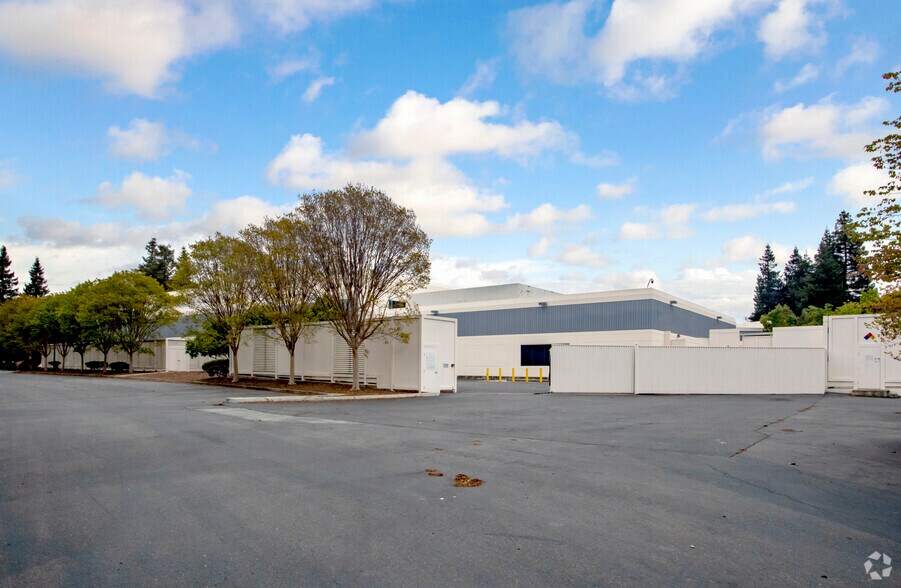More Photos Of 3151 Zanker Rd, San Jose Research And Development For Lease