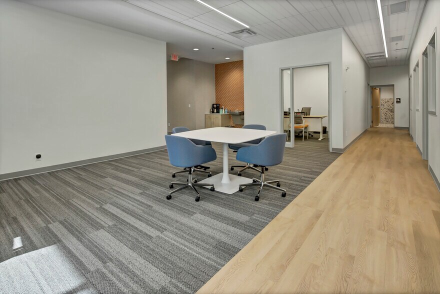 More Photos Of 717 W St Germain St, Saint Cloud Office For Sale