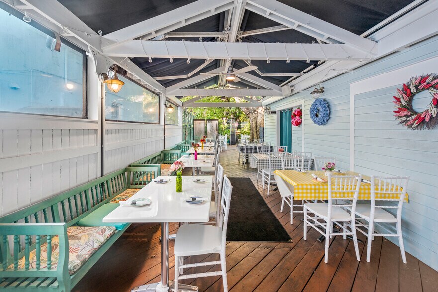 More Photos Of 816 Duval St, Key West Restaurant For Sale