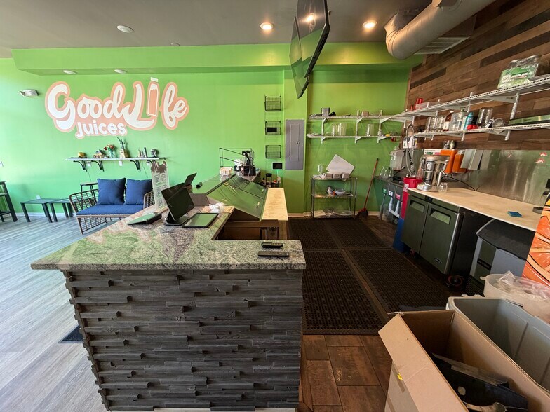 More Photos Of 800 W Marshall St, Richmond Restaurant For Lease