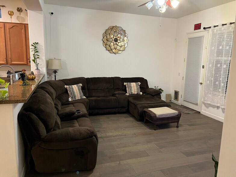 More Photos Of Happy Valley Rd & 83rd Dr, Peoria Assisted Living For Sale