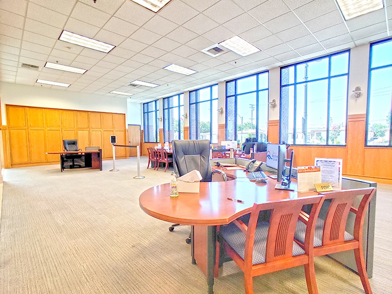 More Photos Of 6001 E Washington Blvd, Commerce Medical For Lease