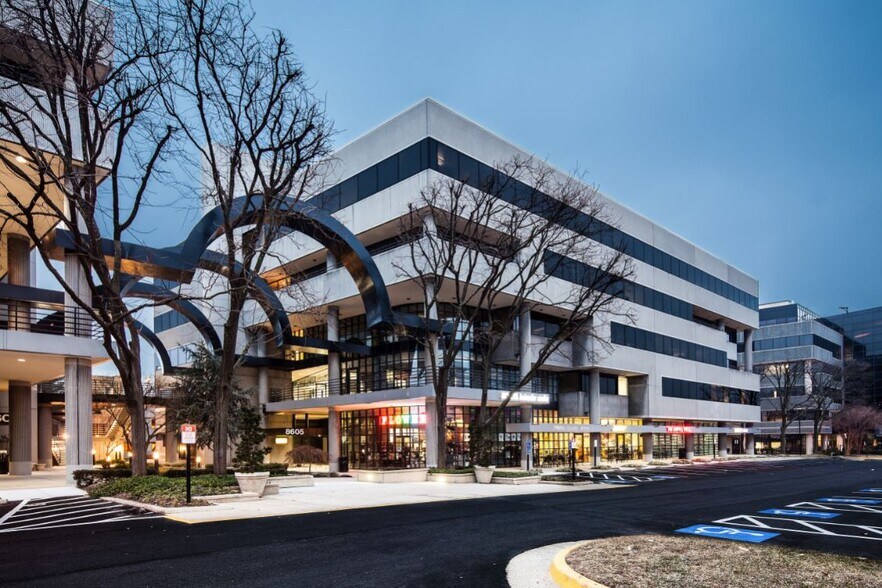 Primary Photo Of 8605 Westwood Center Dr, Vienna Office For Lease
