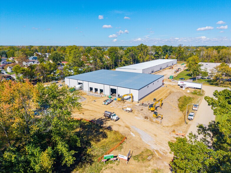 More Photos Of 1931 Jetway Blvd, Columbus Industrial For Lease