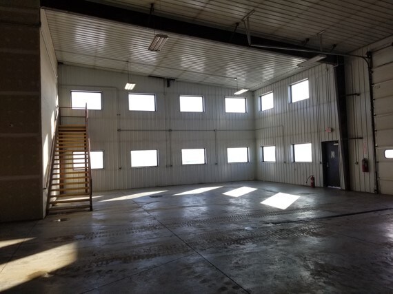 More Photos Of 14472 Commerce Park Blvd, Williston Warehouse For Sale