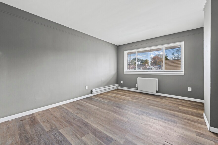 More Photos Of 19625 Conant, Detroit Multifamily For Sale