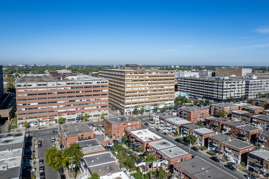 More Photos Of 225 Rue Chabanel O, Montréal Loft Creative Space For Lease
