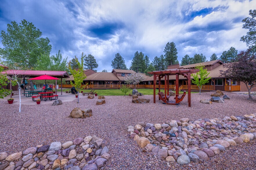More Photos Of 5829 Buck Springs Rd, Pinetop Hotel For Sale